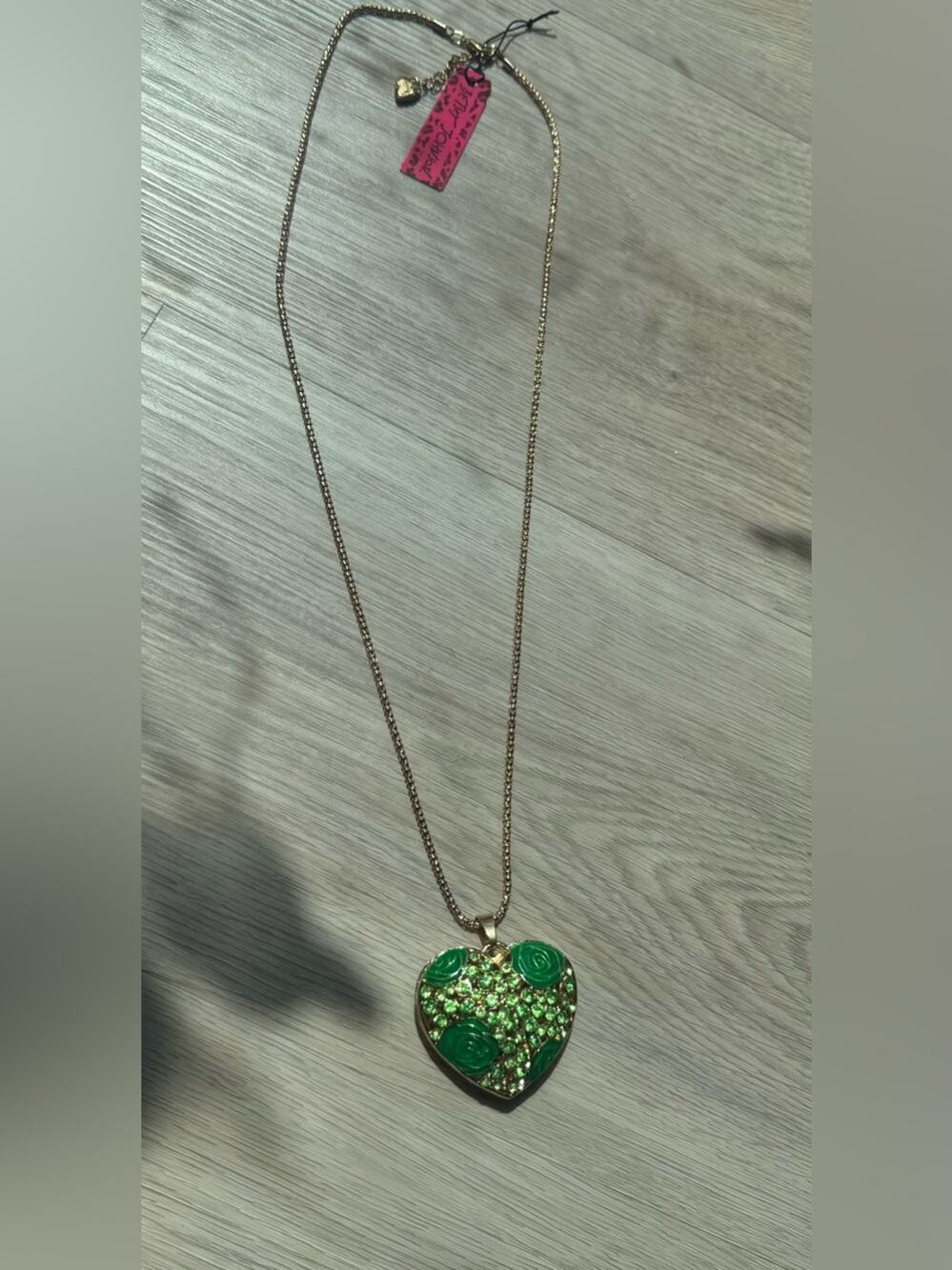 Betsy Johnson 32 inch Gold-Tone Heart Pendant Necklace Green Crystal Accents